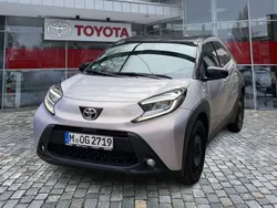 Light purple silver / night Gebraucht 2025 Toyota Aygo Edition Kleinwagen | 21.990 € (Teuer)
