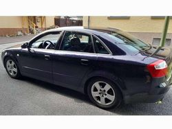 Blau Gebraucht 2001 Audi A4 Limousine | 2.750 € (Etwas zu teuer)