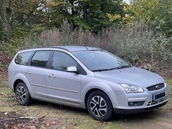 Silber Gebraucht 2007 Ford Focus Kombi | 2.750 € (Fairer Preis)