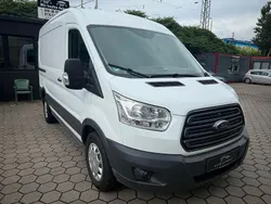 Weiß Gebraucht 2019 Ford Transit Trend Van / Kleinbus | 14.400 € (Superpreis)