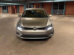 Grau Gebraucht 2017 VW Golf VII Kleinwagen | 13.500 € (Fairer Preis)