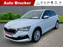 Weiss Gebraucht 2024 Skoda Scala Selection Kleinwagen | 18.770 € (Guter Preis)