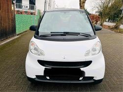 Weiß Gebraucht 2011 Smart ForTwo Coupé Kleinwagen | 3.450 € (Fairer Preis)
