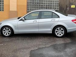 Grau Gebraucht 2010 Mercedes C180 Limousine | 12.300 €