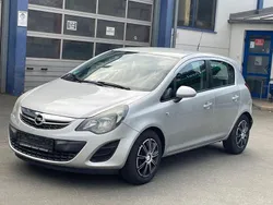 Silber Gebraucht 2014 Opel Corsa Edition Limousine | 2.750 € (Fairer Preis)