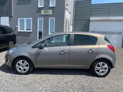 Braun Gebraucht 2011 Opel Corsa Limousine | 7.990 € (Etwas zu teuer)