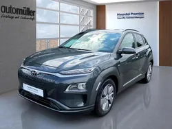Grau Gebraucht 2020 Hyundai Kona Style SUV | 21.480 € (Fairer Preis)