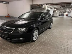 Schwarz Gebraucht 2014 Skoda Superb Ambition Kombi | 13.900 € (Etwas zu teuer)