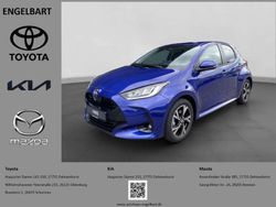 Juniper blue metallic Neu 2025 Toyota Yaris Hybrid Comfort Kleinwagen | 25.290 € (Fairer Preis)