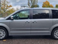 Silber Gebraucht 2015 Lancia Voyager Platinum Van / Kleinbus | 14.990 €