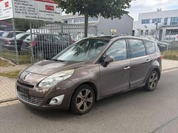 Braun Gebraucht 2010 Renault Scénic III Dynamique Van / Kleinbus | 1.899 € (Guter Preis)