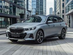 Grau Gebraucht 2024 BMW 520 M Sport Limousine | 55.900 € (Teuer)