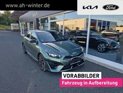 Experience grün metallic Gebraucht 2023 Kia Ceed GT-Line Limousine | 25.999 € (Fairer Preis)
