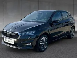 Weiß Gebraucht 2024 Skoda Fabia Selection Limousine | 20.790 € (Etwas zu teuer)