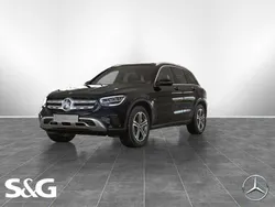 Unilack schwarz Gebraucht 2021 Mercedes GLC300e Business SUV | 31.490 € (Guter Preis)