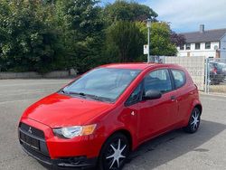 Rot Gebraucht 2009 Mitsubishi Colt Inform Limousine | 3.400 € (Fairer Preis)