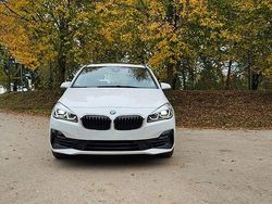 Weiß Gebraucht 2018 BMW 218 Kombi | 15.399 € (Guter Preis)