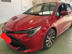 Rot Gebraucht 2022 Toyota Corolla Limousine | 17.640 €