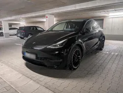 Schwarz Gebraucht 2023 Tesla Model Y Performance SUV | 43.000 € (Etwas zu teuer)