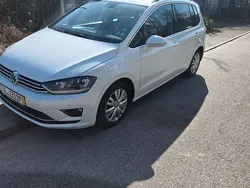 Weiß Gebraucht 2015 VW Golf Sportsvan Highline Van / Kleinbus | 13.999 € (Fairer Preis)