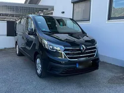 Schwarz Gebraucht 2023 Renault Trafic Van | 32.900 €
