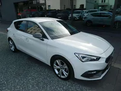 Weiß Gebraucht 2021 Seat Leon FR Limousine | 17.990 € (Fairer Preis)