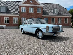 Blau Gebraucht 1972 Mercedes 230 Limousine | 9.999 €