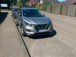 Grau Gebraucht 2018 Nissan Qashqai Acenta SUV | 13.500 € (Fairer Preis)