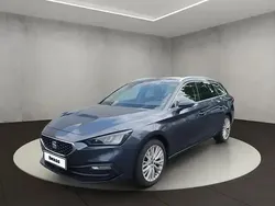 Magnetic grau metallic Gebraucht 2023 Seat Leon XCELLENCE Kombi | 22.980 € (Fairer Preis)