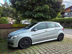 Grau Gebraucht 2005 Mercedes B170 Van / Kleinbus | 3.500 € (Fairer Preis)