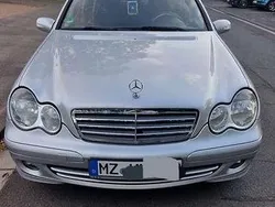 Silber Gebraucht 2005 Mercedes C200 Classic Limousine | 6.200 € (Teuer)