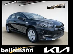 Schwarz Neu 2024 Kia Ceed Comfort Limousine | 23.460 € (Fairer Preis)