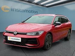 Rot Gebraucht 2025 VW Passat Kombi | 42.949 € (Guter Preis)