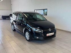 Schwarz Gebraucht 2015 VW Touran Cup Van / Kleinbus | 8.990 € (Fairer Preis)