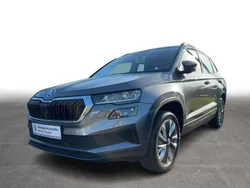 Graphitegrau metallic Gebraucht 2023 Skoda Karoq Style SUV | 29.740 € (Fairer Preis)