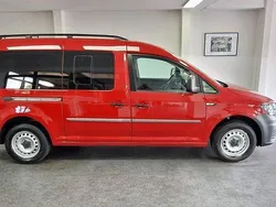 Rot Gebraucht 2017 VW Caddy Maxi Van / Kleinbus | 11.900 € (Guter Preis)