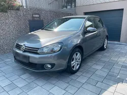 Grau Gebraucht 2009 VW Golf VI Comfortline Limousine | 5.390 € (Etwas zu teuer)
