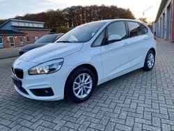 Weiß Gebraucht 2017 BMW 218 Active Tourer Advantage Van / Kleinbus | 13.750 € (Fairer Preis)