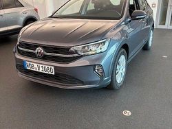 Grau Gebraucht 2024 VW Taigo SUV | 17.990 € (Guter Preis)