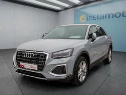 Grau Gebraucht 2024 Audi Q2 SUV | 29.749 € (Fairer Preis)