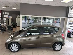 Braun Gebraucht 2011 Mercedes A160 Limousine | 5.990 € (Etwas zu teuer)