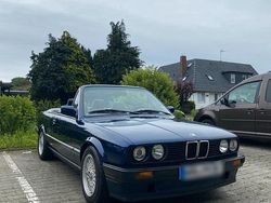 Blau Gebraucht 1992 BMW 318 Cabriolet Cabrio | 12.900 €