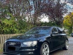 Schwarz Gebraucht 2012 Audi A4 S-Line Kombi | 11.100 € (Etwas zu teuer)