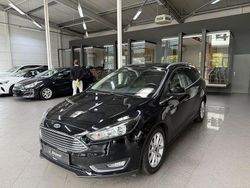 Iridiumschwarz metallic (metallic) Gebraucht 2017 Ford Focus Titanium Kombi | 10.490 € (Guter Preis)