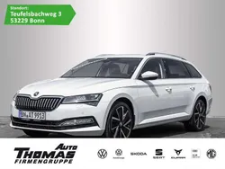 Weiß Gebraucht 2024 Skoda Superb Style Kombi | 39.480 € (Guter Preis)