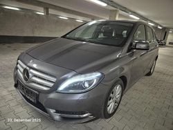 Silber Gebraucht 2012 Mercedes B180 Van / Kleinbus | 9.500 € (Guter Preis)