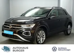 Deep black perleffekt (metallic) Gebraucht 2024 VW T-Roc Move SUV | 24.870 € (Fairer Preis)