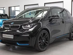 Fluid black mit akzent bmw i b Gebraucht 2022 BMW i3 Kleinwagen | 22.999 € (Fairer Preis)