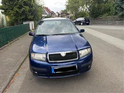 Blau Gebraucht 2006 Skoda Fabia Kombi | 800 € (Guter Preis)