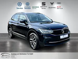 Schwarz Gebraucht 2023 VW Tiguan Life SUV | 24.890 € (Guter Preis)